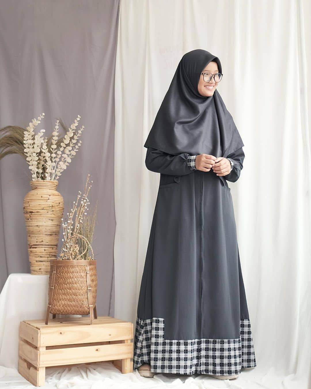 Gamis Zippy Castle black grey