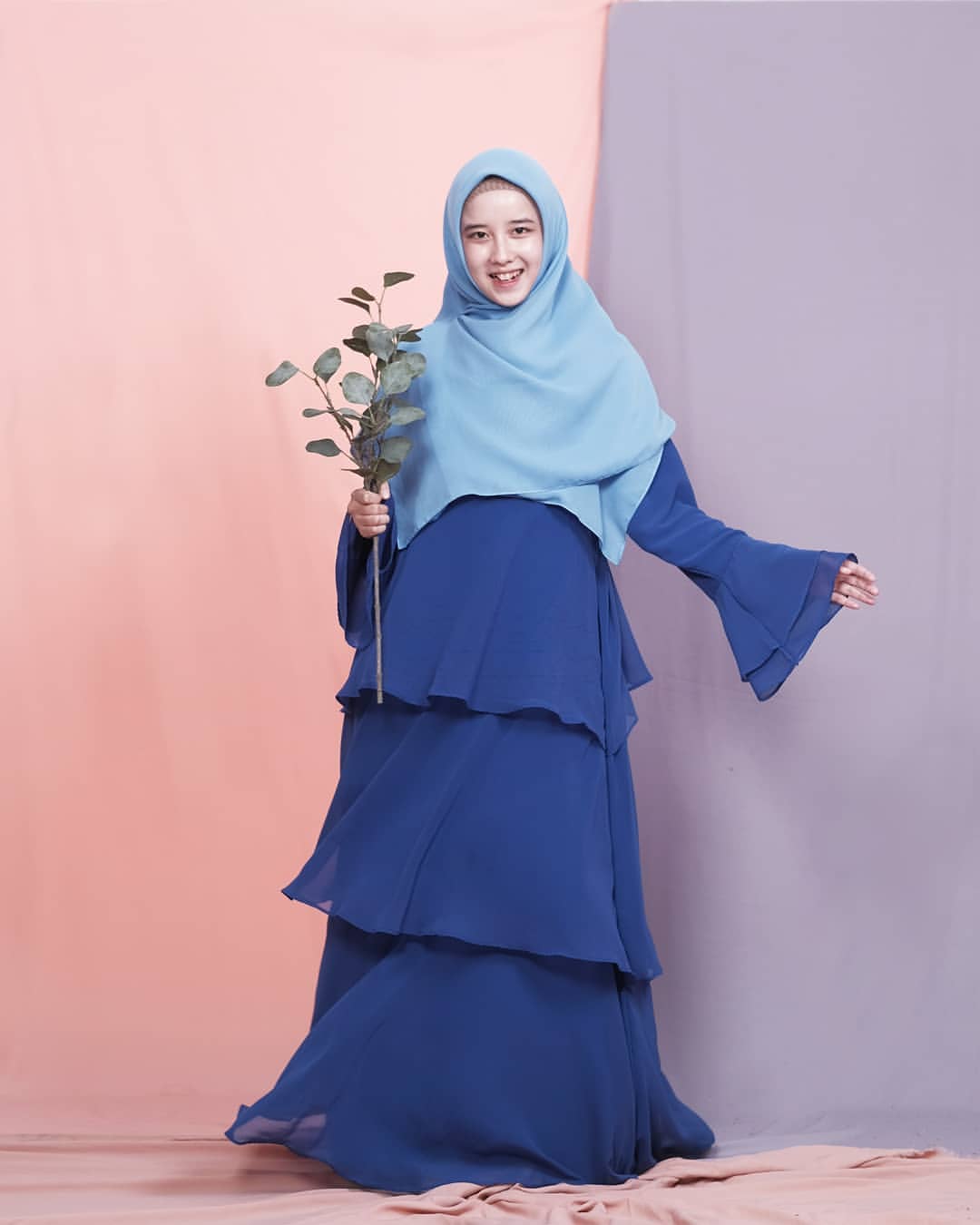 Gamis Ruffle Electric Blue